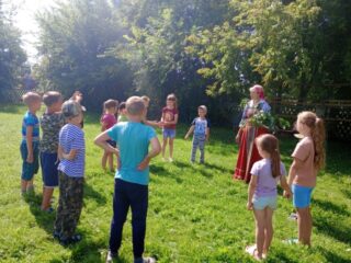 Праздничная программа "Яблочный Спас"