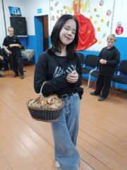 Развлекательная программа для молодёжи "Осенняя карусель"